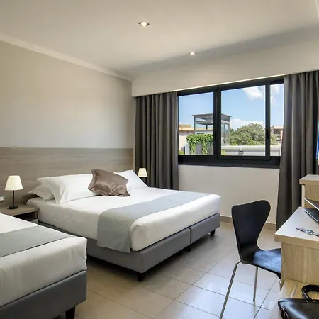 Otel Simon